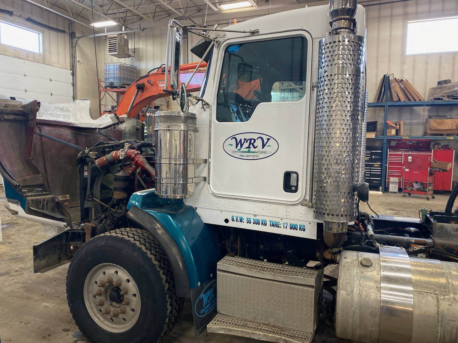 White Rock Truck Repair and Wash Serving Areas